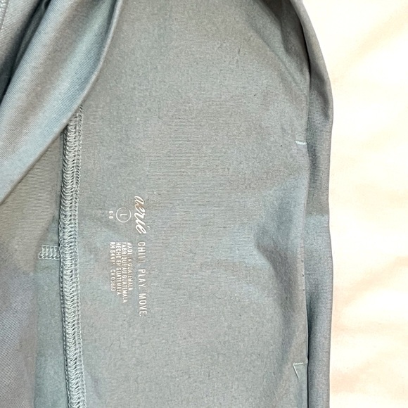 Light Teal aerie Chill. Play. Move. Size Large Leggings - Picture 6 of 8